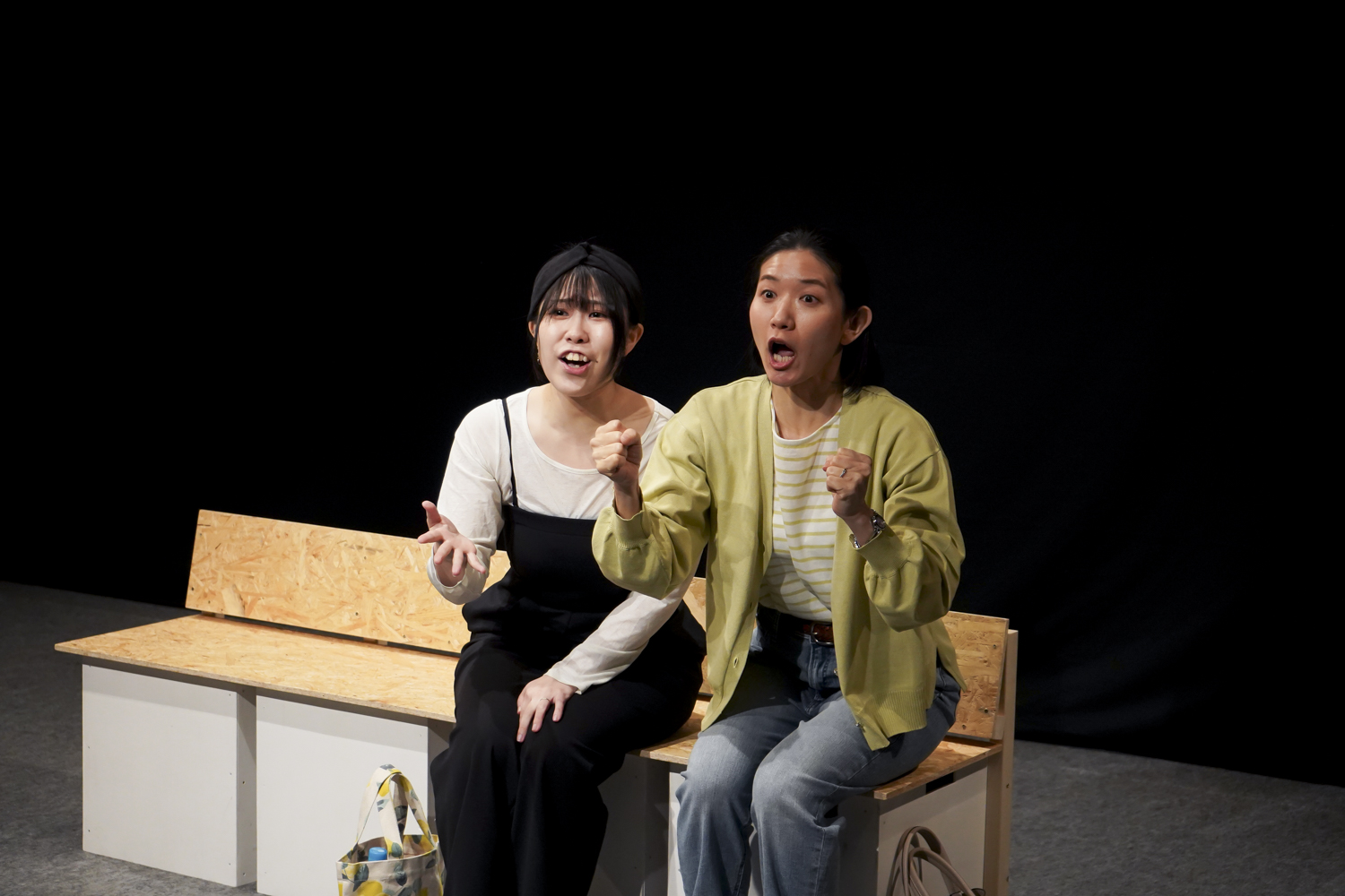 ケーキを海底のポストへ投函週末公演『やわら』社会人劇団