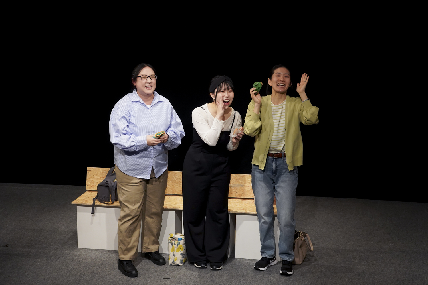 ケーキを海底のポストへ投函週末公演『やわら』社会人劇団