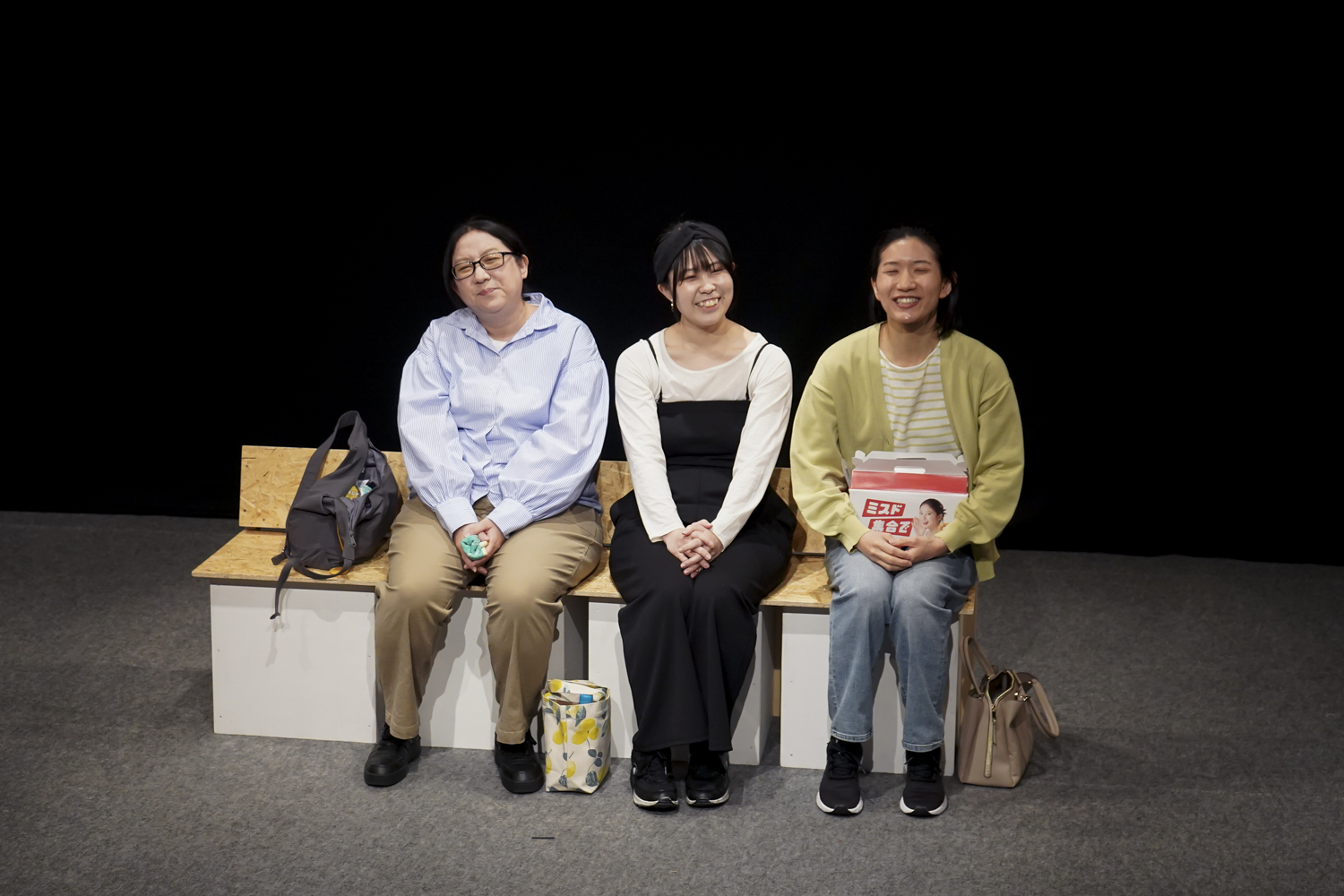 ケーキを海底のポストへ投函週末公演『やわら』社会人劇団