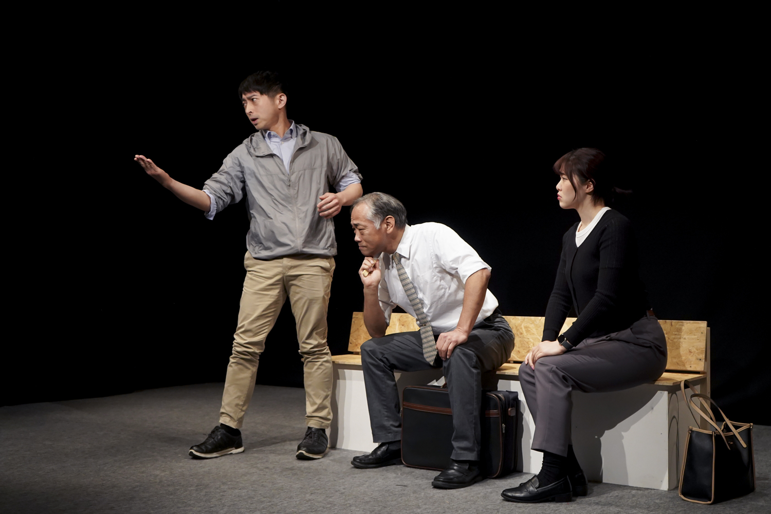 ケーキを海底のポストへ投函週末公演『やわら』社会人劇団