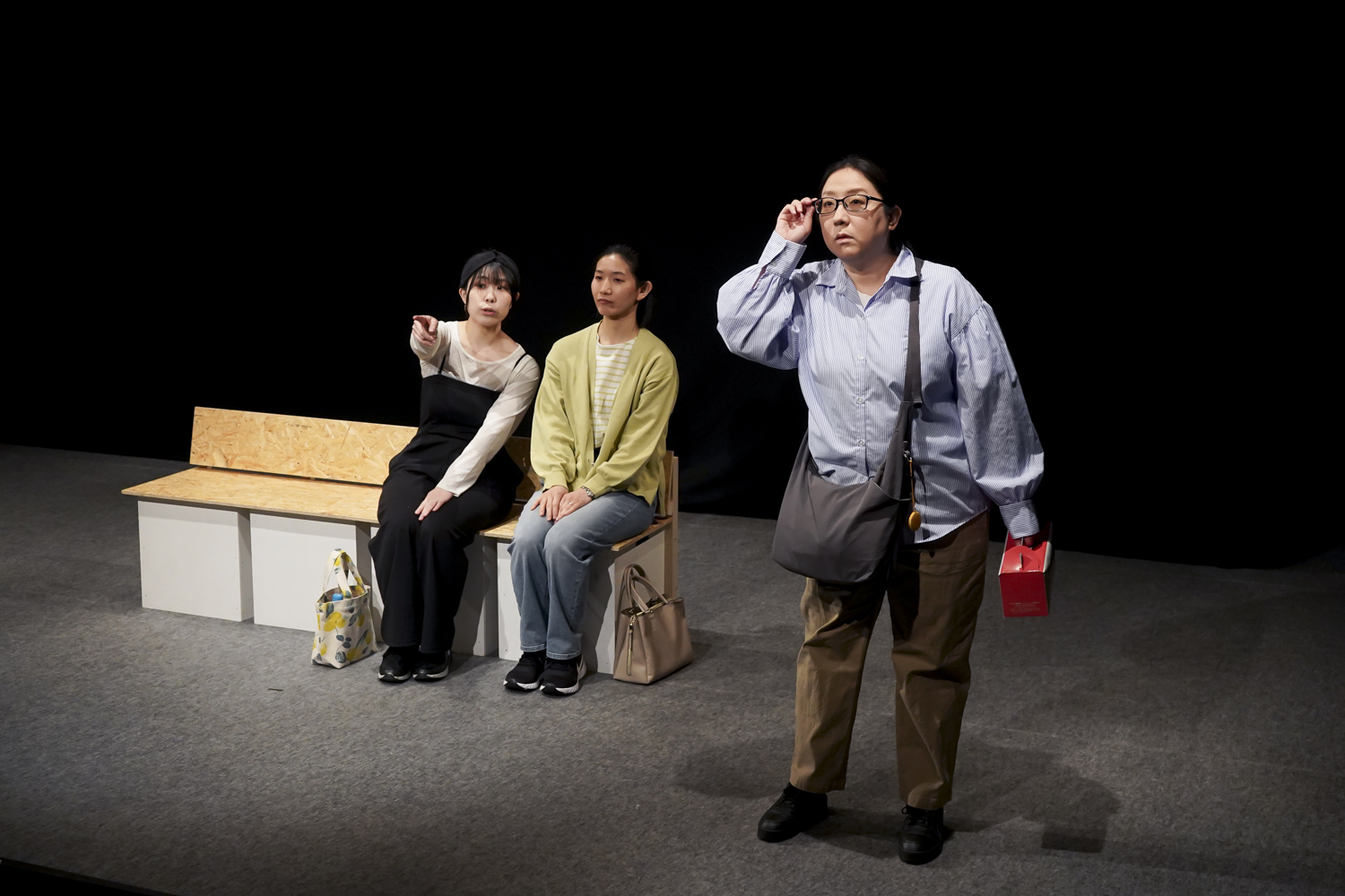 ケーキを海底のポストへ投函週末公演『やわら』社会人劇団