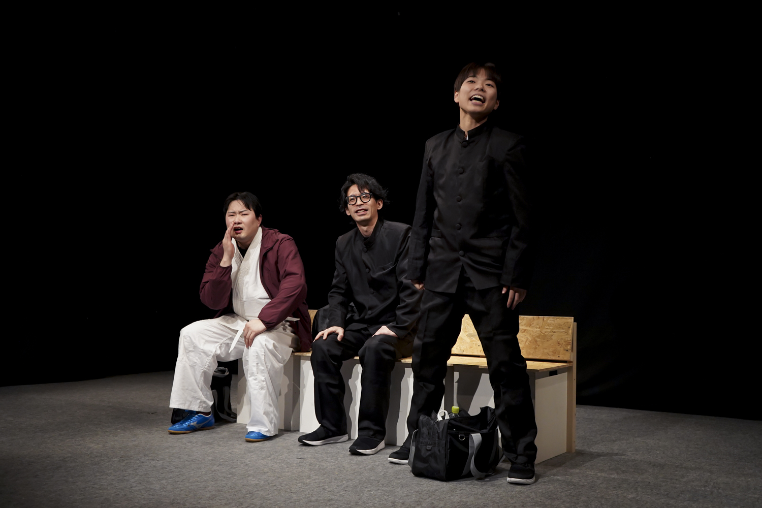 ケーキを海底のポストへ投函週末公演『やわら』社会人劇団