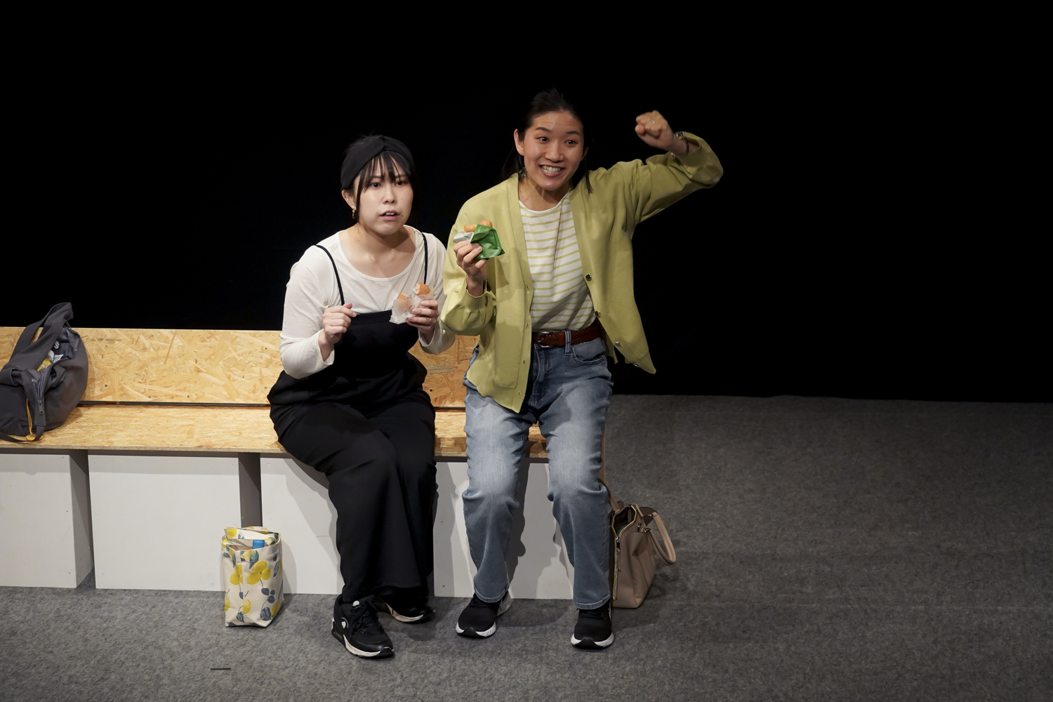 ケーキを海底のポストへ投函週末公演『やわら』社会人劇団