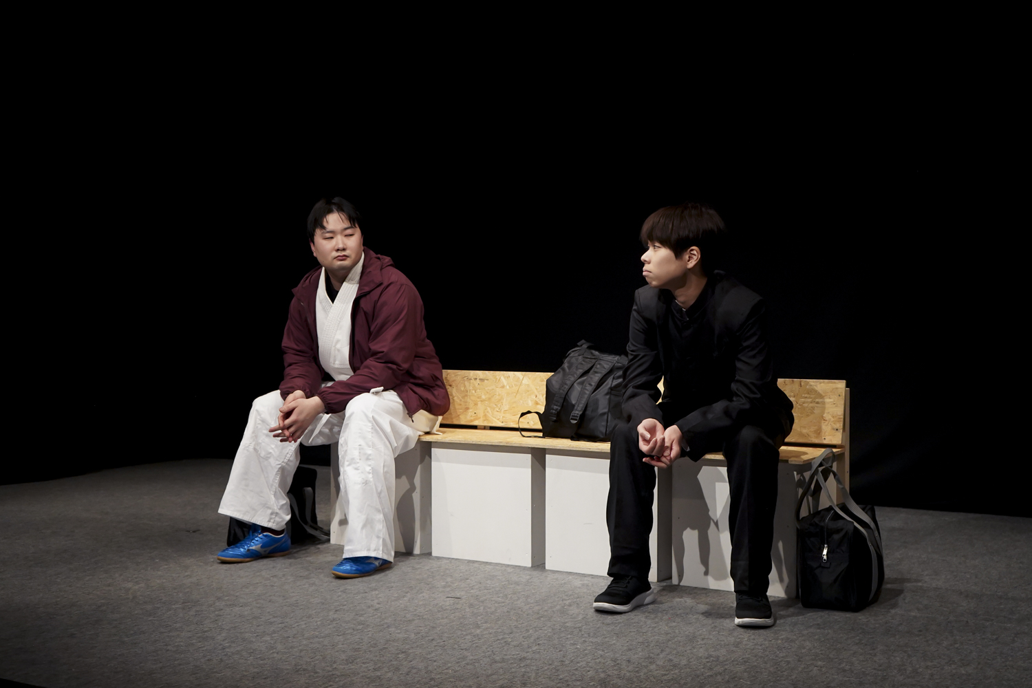 ケーキを海底のポストへ投函週末公演『やわら』社会人劇団